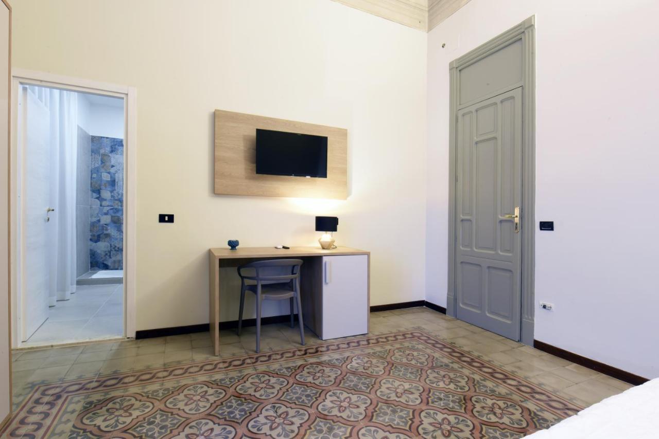 Hotel Roma 62 Palerme